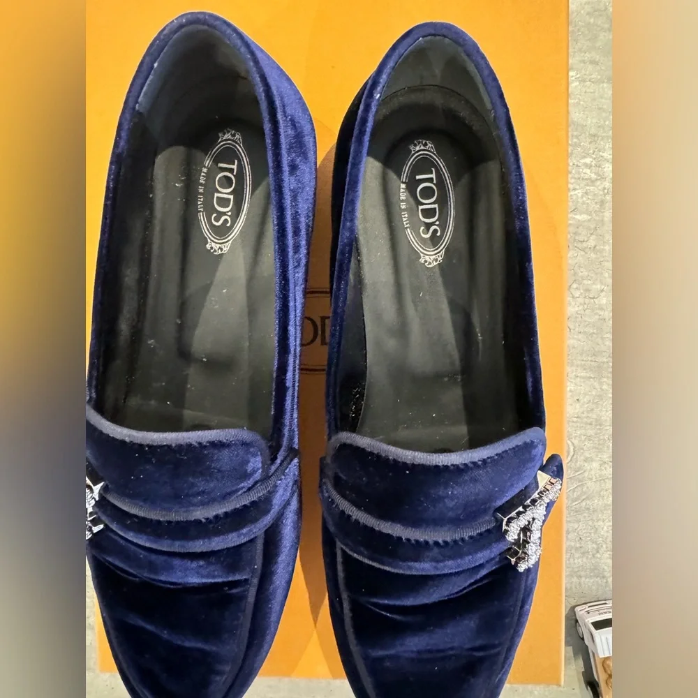 Pre owned TODS size 8.5 - Picture 4 of 10